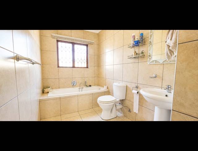 3 BEDROOM HOUSE FOR SALE IN HUGHES
